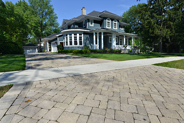 Best Driveway Pavers Contractor  in Stewart Manor, NY